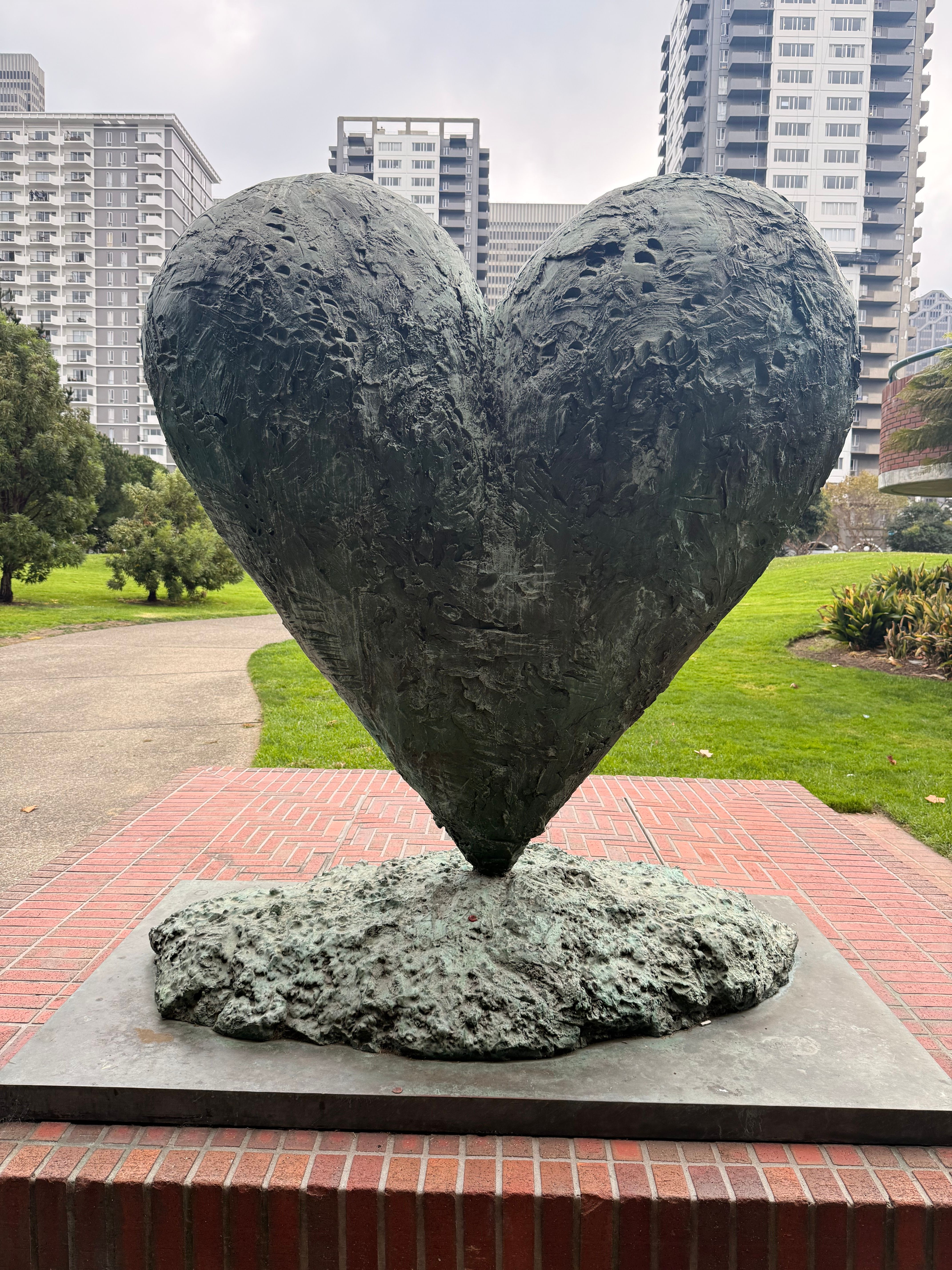 Sometimes you find love in SF